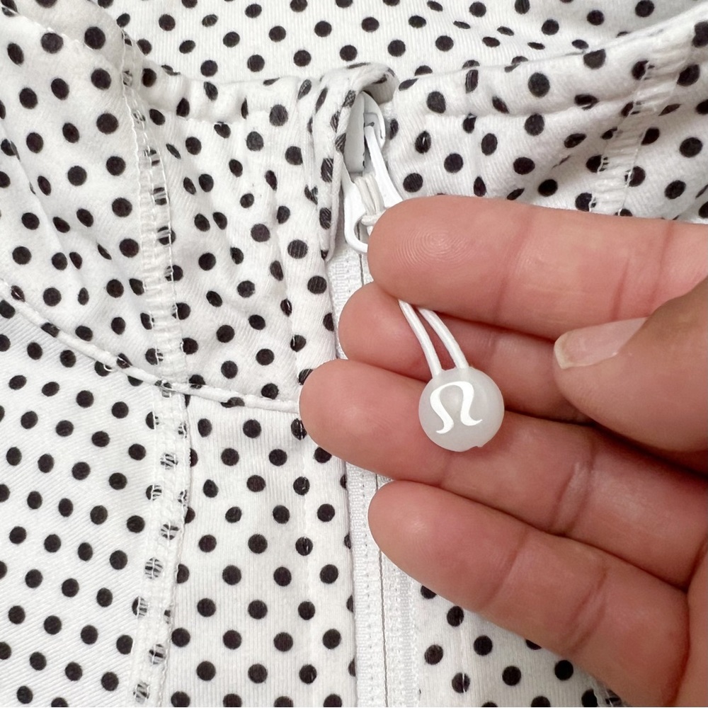Lululemon Zippered White and Polka Dot Jacket - Picture 10 of 12